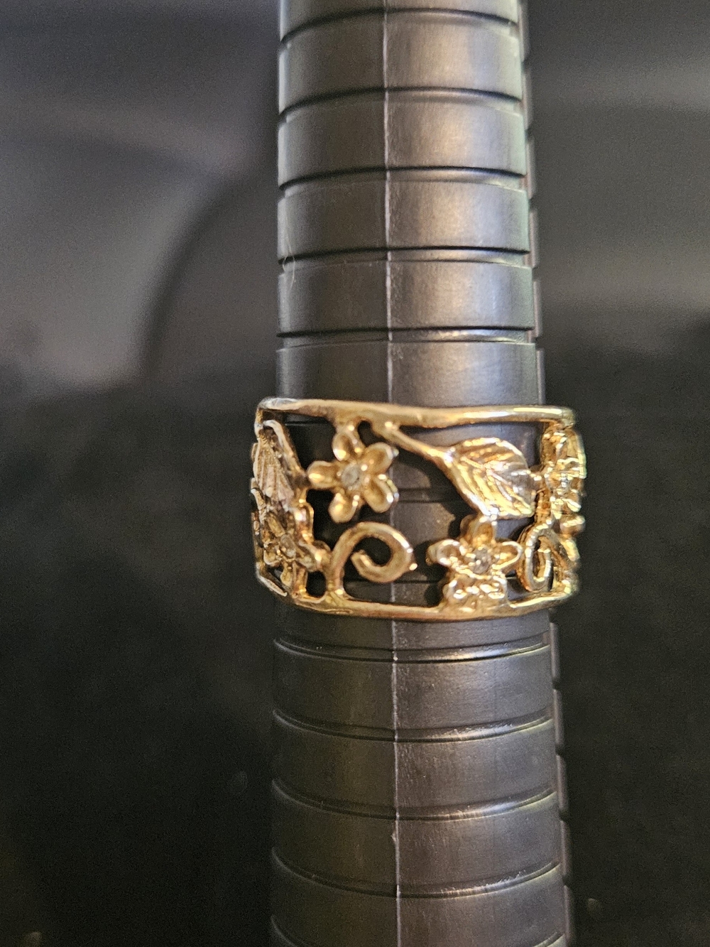 Gold Floral Openwork Women's Ring - Filigree Flower Band